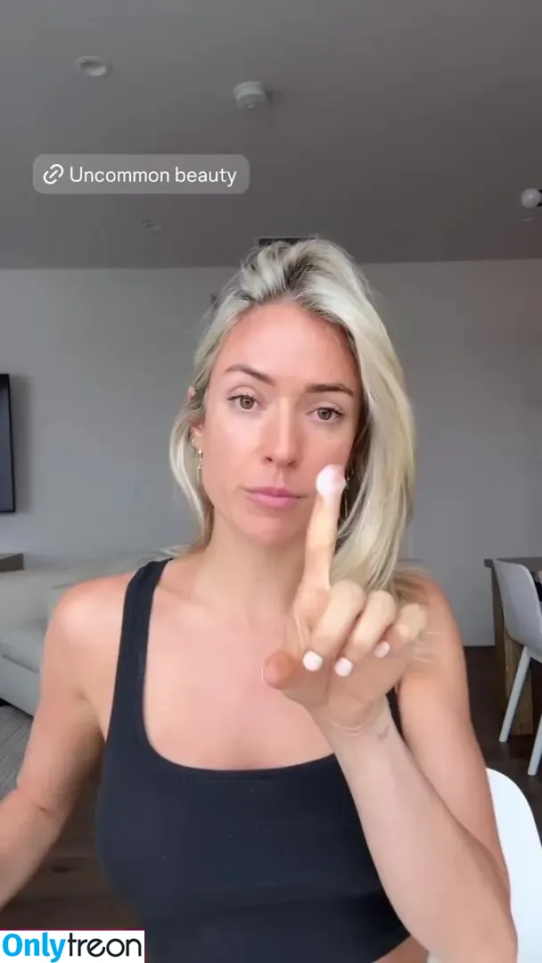Kristin Cavallari nude photo #0774 (kristincavallari)