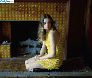 Kristine Froseth / kristine_froseth nude photo #0105