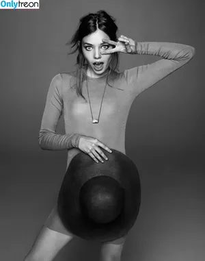 Kristine Froseth / kristine_froseth nude photo #0122