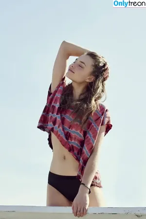 Kristine Froseth / kristine_froseth nude photo #0123