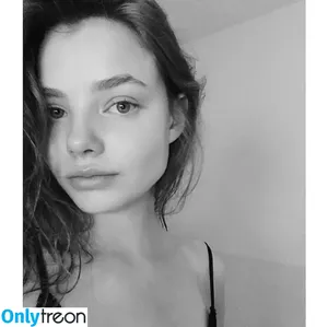 Kristine Froseth / kristine_froseth nude photo #0146