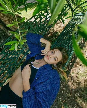 Kristine Froseth / kristine_froseth nude photo #0168
