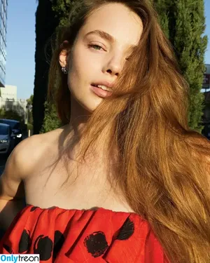 Kristine Froseth / kristine_froseth nude photo #0180