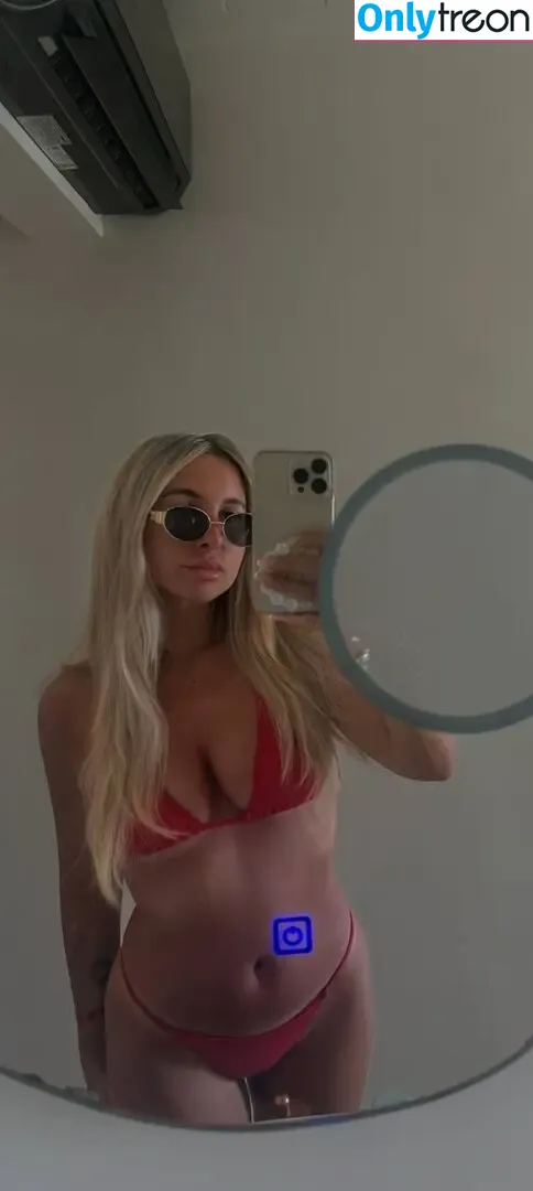 Kristinkbi nude photo #0110 (Kristinkbi)