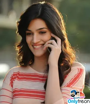 Kriti Sanon / kritisanon nude photo #0248
