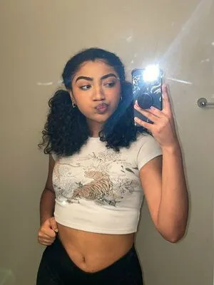 krystalogy / krys_talwithakay / krystalogytv nude photo #0002
