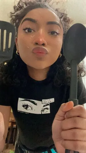 krystalogy / krys_talwithakay / krystalogytv nude photo #0004