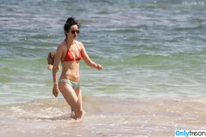 Krysten Ritter / therealkrystenritter nude photo #0599