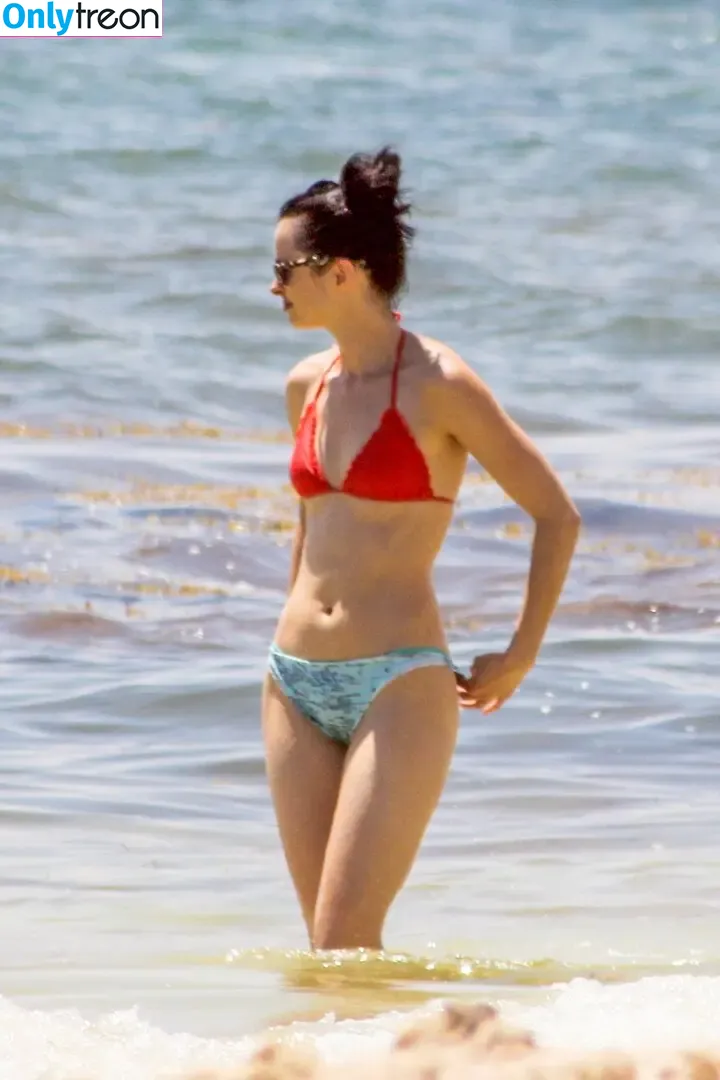 Krysten Ritter nude photo #0581 (therealkrystenritter)