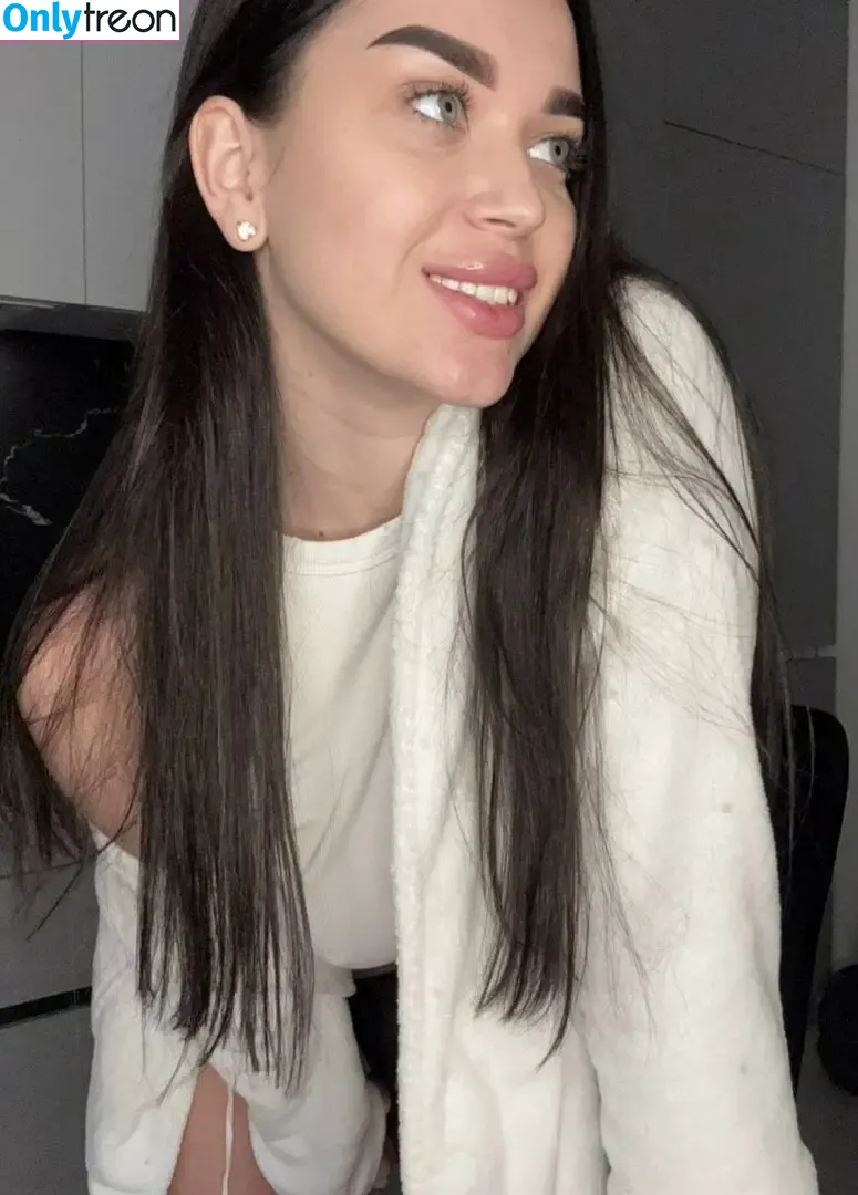 Kseniia Boginskaya nude photo #0011 (_kseniia_b)
