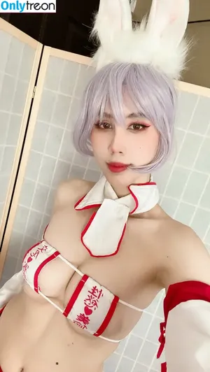 Kura Onee-san / kurasushi_usa / lewdgami nude photo #0937
