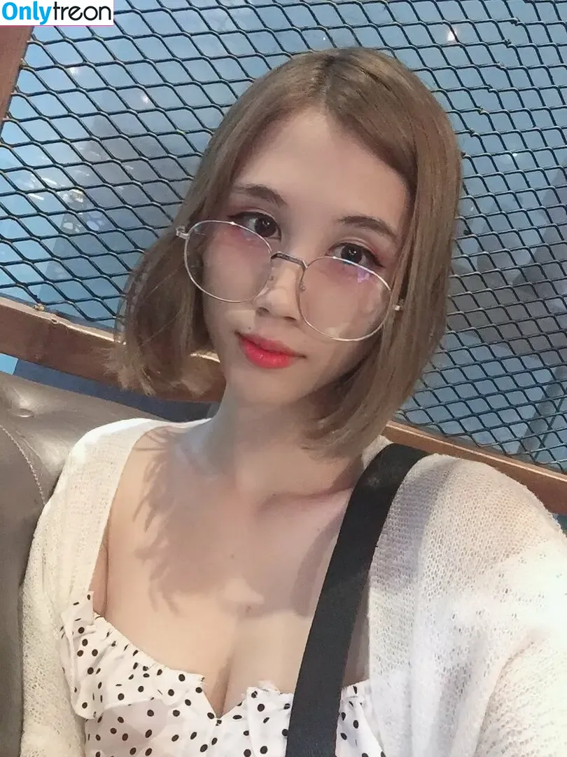 Kura Onee-san nude photo #0036 (kurasushi_usa / lewdgami)
