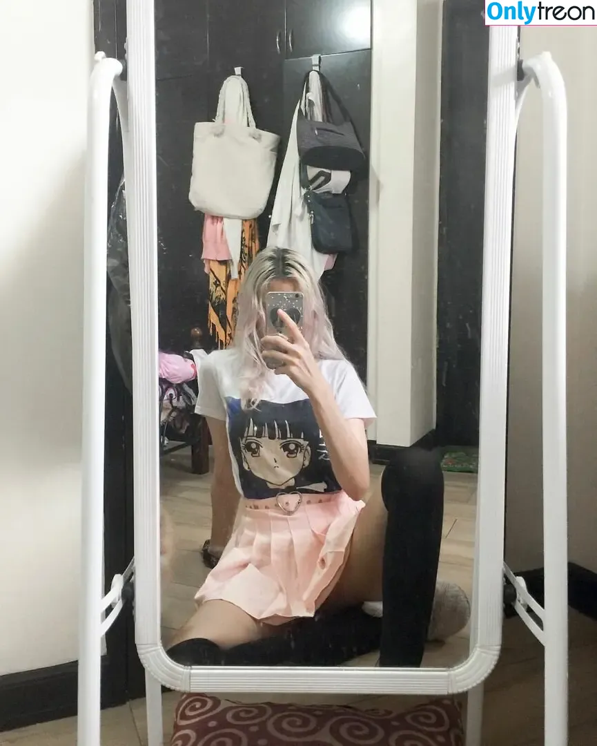 Kura Onee-san nude photo #0054 (kurasushi_usa / lewdgami)