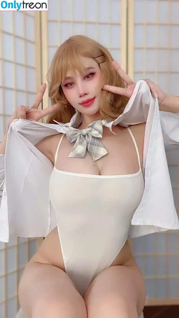 Kura Onee-san nude photo #0645 (kurasushi_usa / lewdgami)