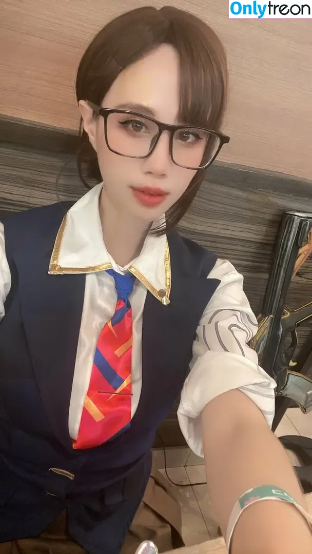 Kura Onee-san nude photo #0770 (kurasushi_usa / lewdgami)