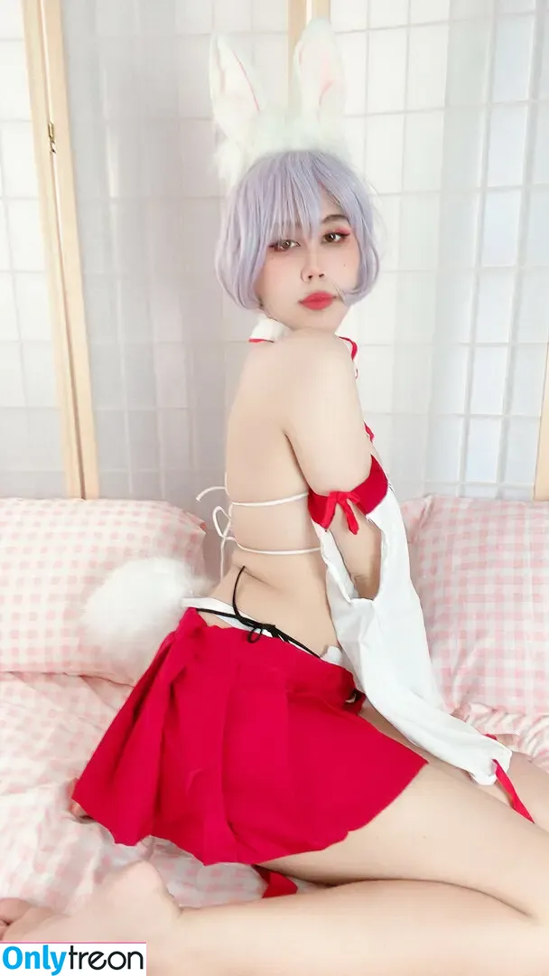Kura Onee-san nude photo #0933 (kurasushi_usa / lewdgami)