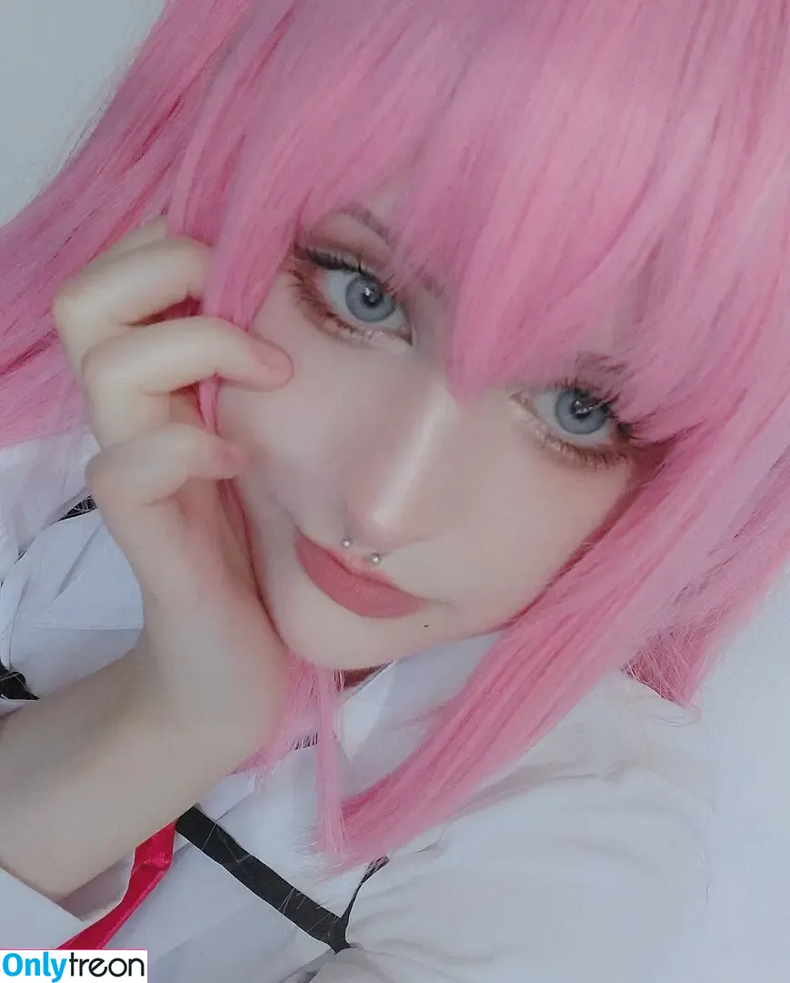 kuroosimp nude photo #0005 (Olivia / kuroosimp.cos)