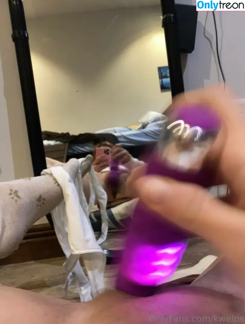 Kwelps nude photo #0022 (Kwelpsc / Shey_Sc)