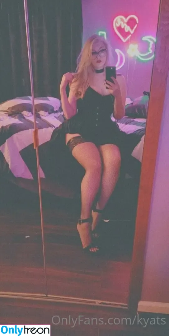 Kyats nude photo #0014 (kyat.cosplay / mahoumeido)