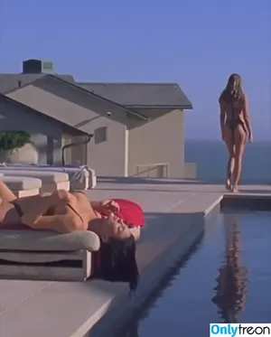 Kylie Jenner / KylieJenner / kyliejenner.2 nude photo #2427
