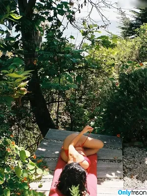 Kylie Jenner / KylieJenner / kyliejenner.2 nude photo #2431