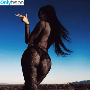 Kylie Jenner / KylieJenner / kylie_jenner nude photo #2562