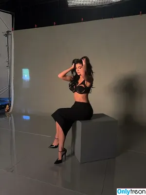 Kylie Jenner / KylieJenner / kyliejenner.2 nude photo #2609