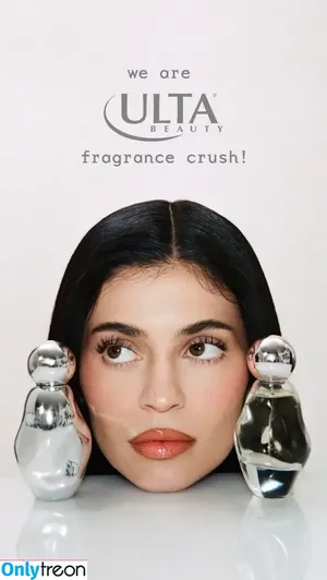 Kylie Jenner / KylieJenner / kyliejenner.2 nude photo #2650
