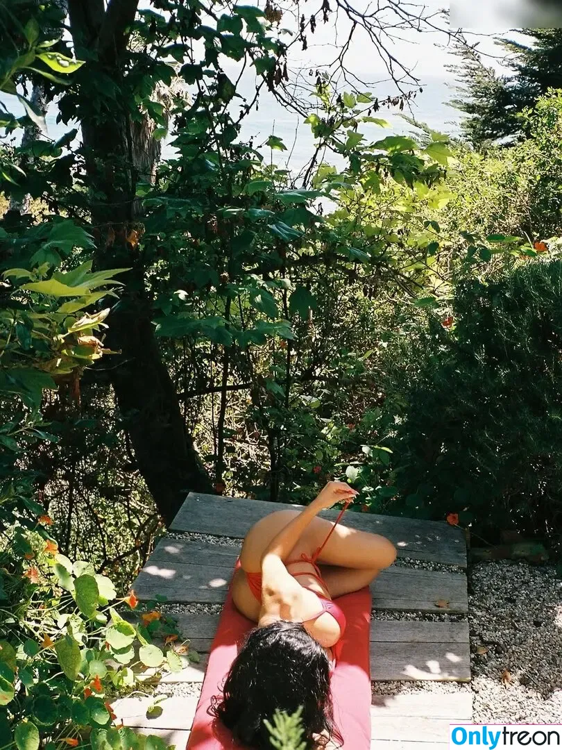 Kylie Jenner nude photo #2431 (KylieJenner / kyliejenner.2)