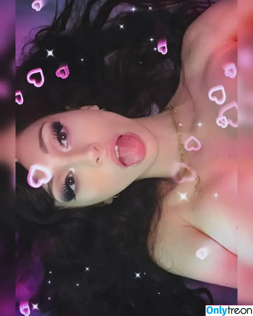 Kylie Maria nude photo #0218 (Kyliemariaxo / kyliemaria)