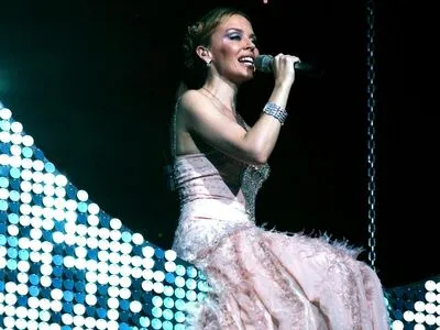 Kylie Minogue / kylieminogue / u224370996 nude photo #0229