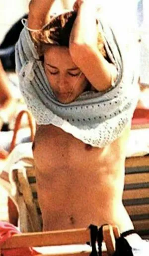 Kylie Minogue / kylieminogue / u224370996 nude photo #0344