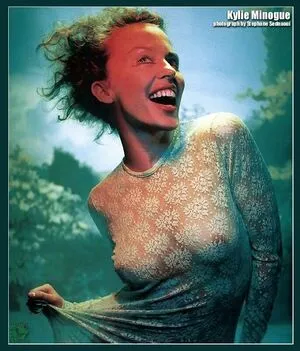 Kylie Minogue / kylieminogue / u224370996 nude photo #0351