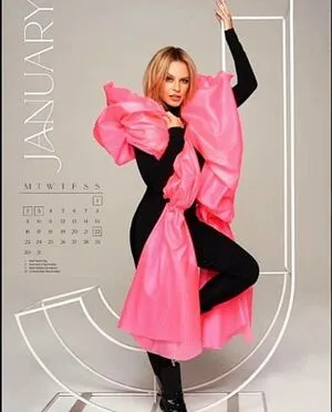 Kylie Minogue / kylieminogue / u224370996 nude photo #0352