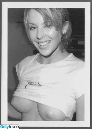 Kylie Minogue / kylieminogue nude photo #0936