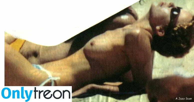 Kylie Minogue nude photo #0087 (kylieminogue)