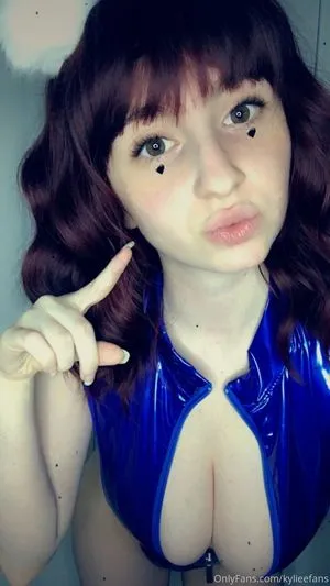 KylieeOW / kylieefans nude photo #0045