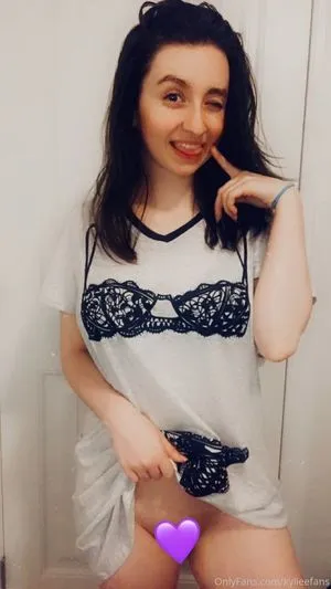 KylieeOW / kylieefans nude photo #0047