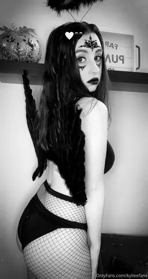 KylieeOW / kylieefans nude photo #0205