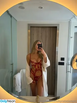 kyrabelanger / kyra_belanger nude photo #0006