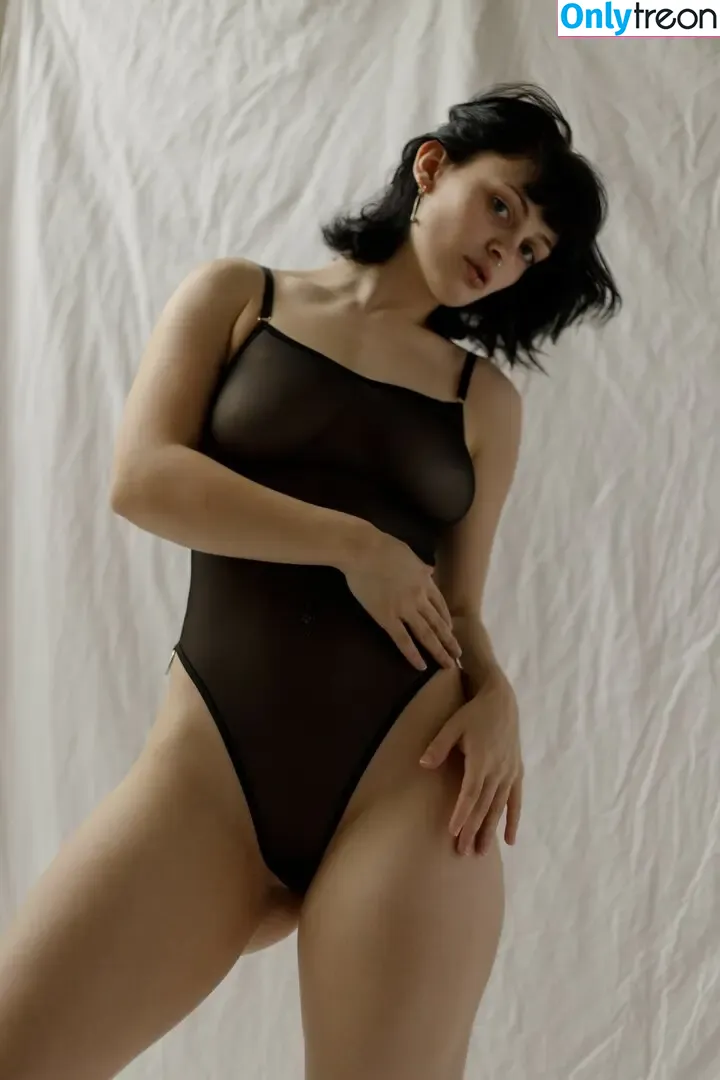 Kyranekko nude photo #0255 (Kyranekko)