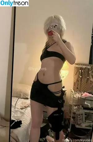 kyubes / kywube nude photo #0001