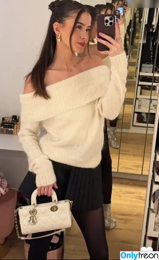 Léa Elui nude photo #0295 (leaelui)