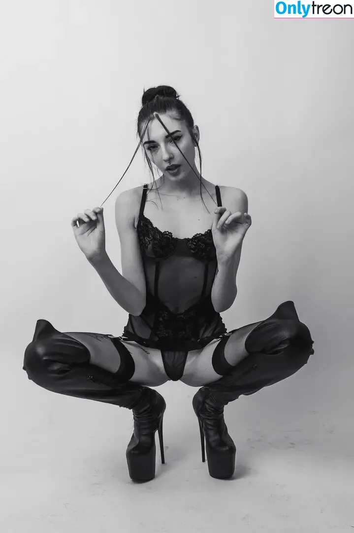 La Rocksy nude photo #0025 (La Rocksy)