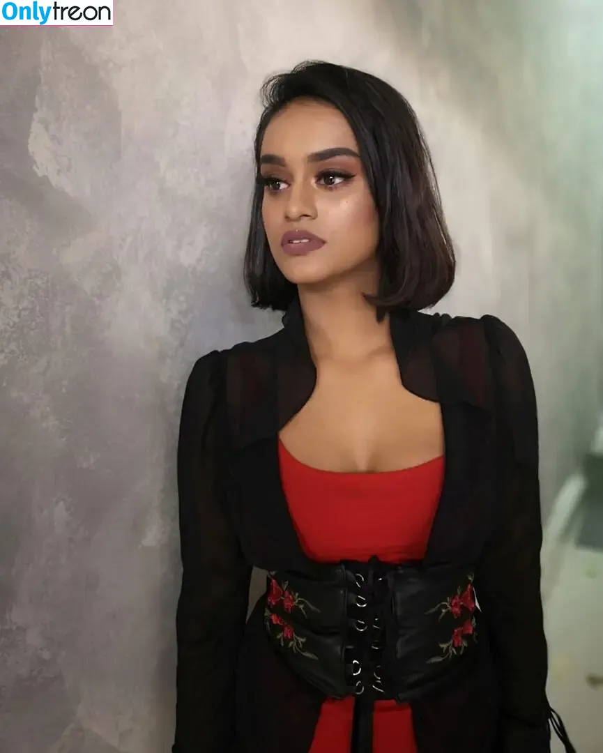 Laanya Ezraa Asogan nude photo #0007 (laanya_ezraa)