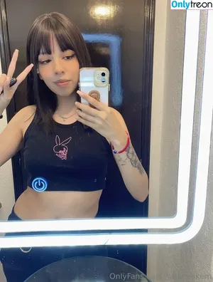 lababyakem / lovelabake nude photo #0010