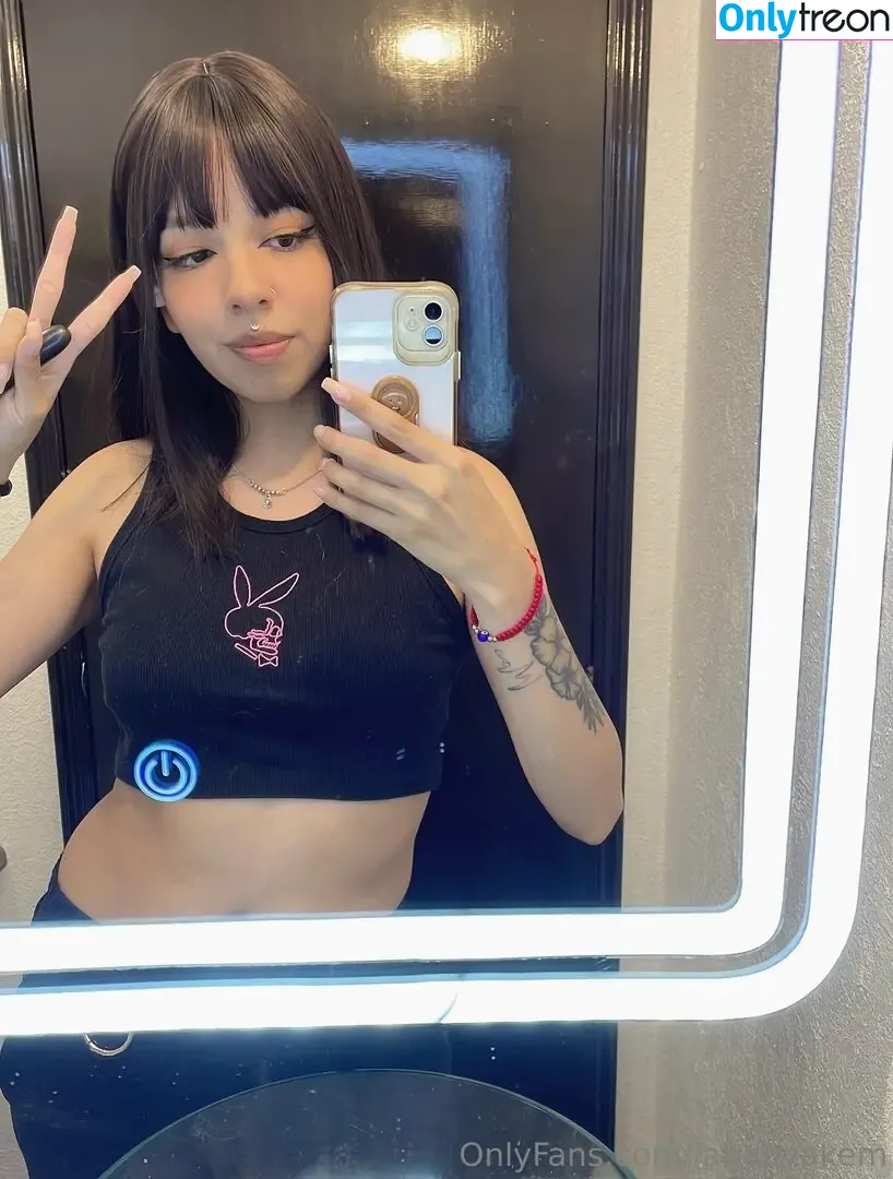 lababyakem nude photo #0010 (lovelabake)