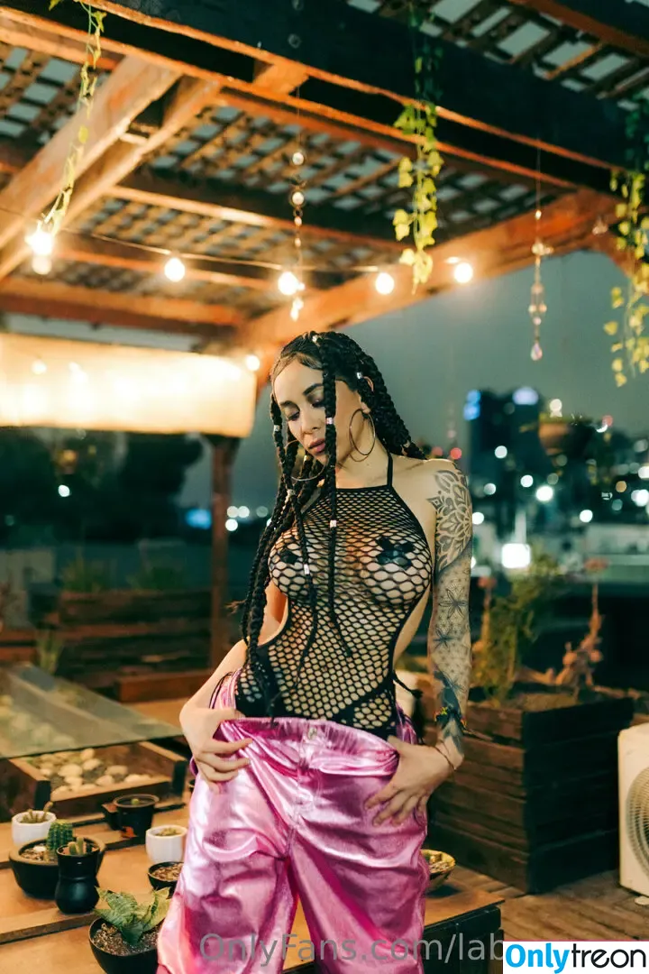 laberrysan nude photo #0018 (laberrysan)