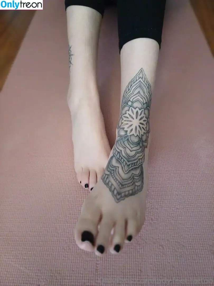 lady.feet.tattoo nude photo #0004 (lady.feet.tattoo)