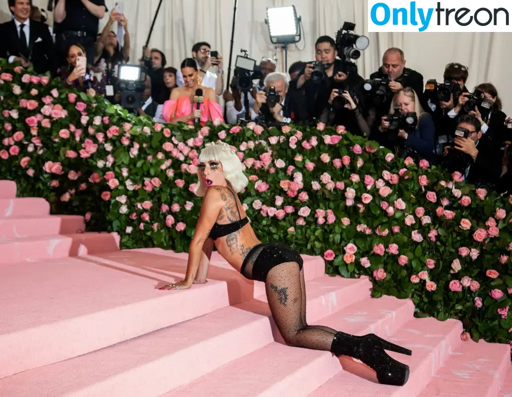 Lady Gaga nude photo #0619 (ladygaga)